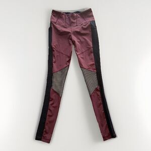 Blanc Noir Womens Leggings Maroon Black Riding Yoga Pants Size Small Pockets Gym